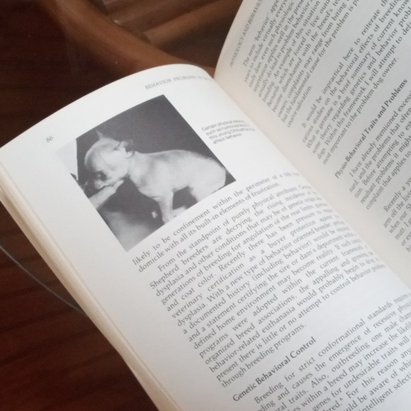 Book - Picture 4 of 4